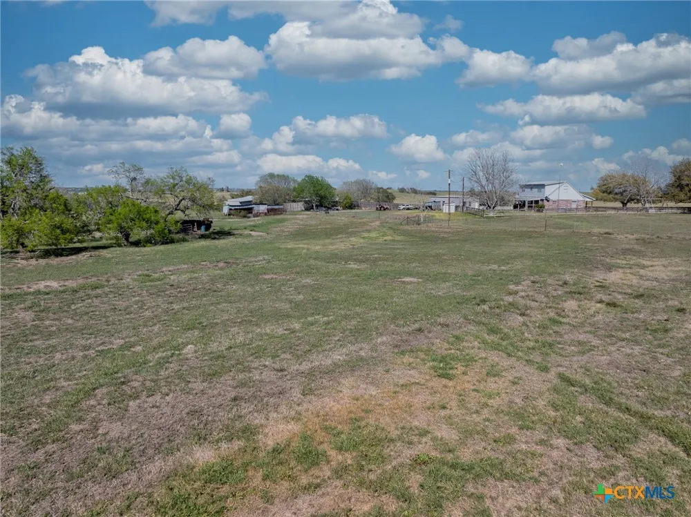 FM 951 Yoakum, TX 77995