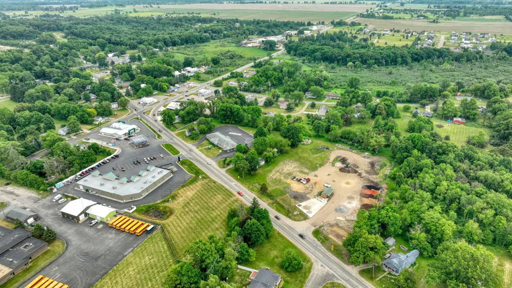 215 Brooklyn Road Jackson, MI 49201