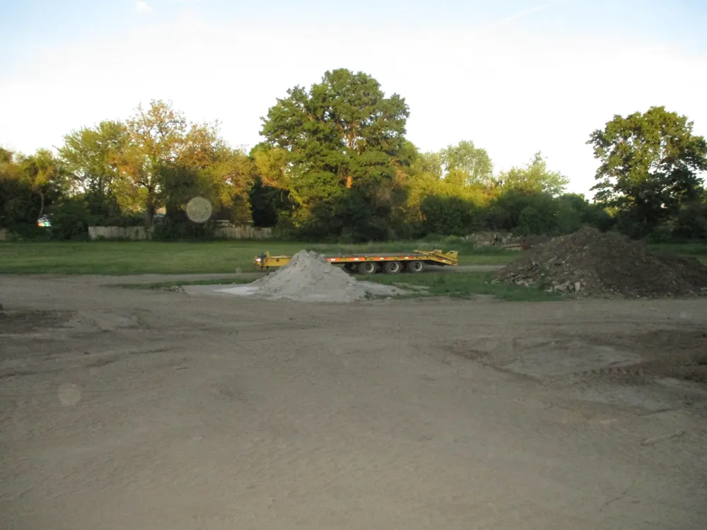 215 Brooklyn Road Jackson, MI 49201