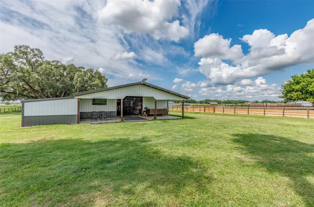 1231 NW 102ND BOULEVARD Wildwood, FL 34785