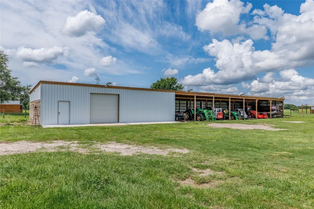 1231 NW 102ND BOULEVARD Wildwood, FL 34785