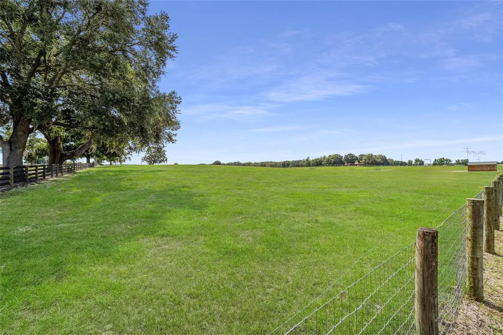 1231 NW 102ND BOULEVARD Wildwood, FL 34785