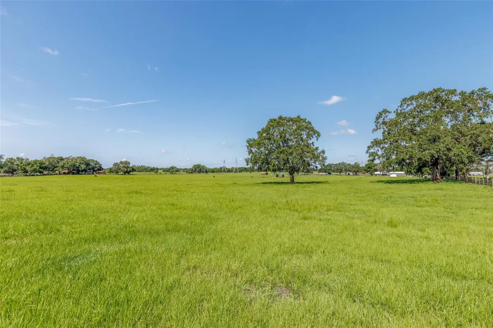 1231 NW 102ND BOULEVARD Wildwood, FL 34785