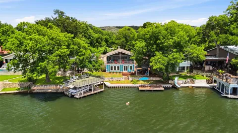 1308 Lakeside Drive