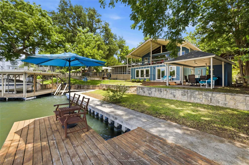 1308 Lakeside Drive Burnet, TX 78611