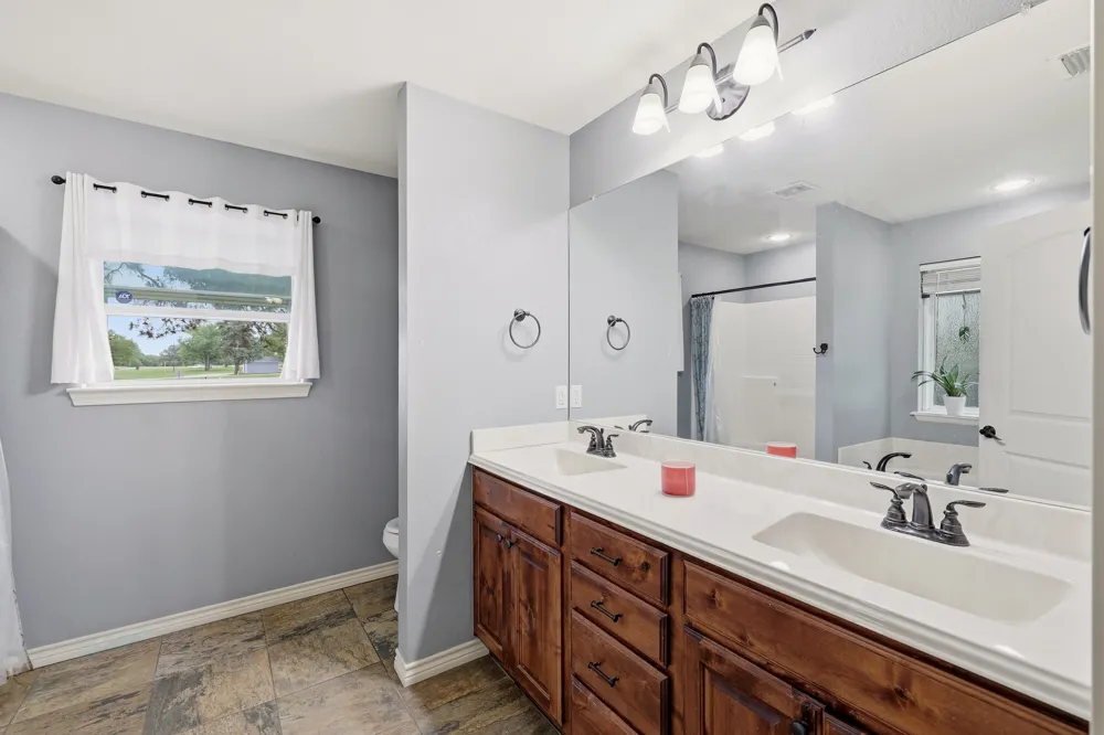 605 Penny Lane Lindale, TX 75771