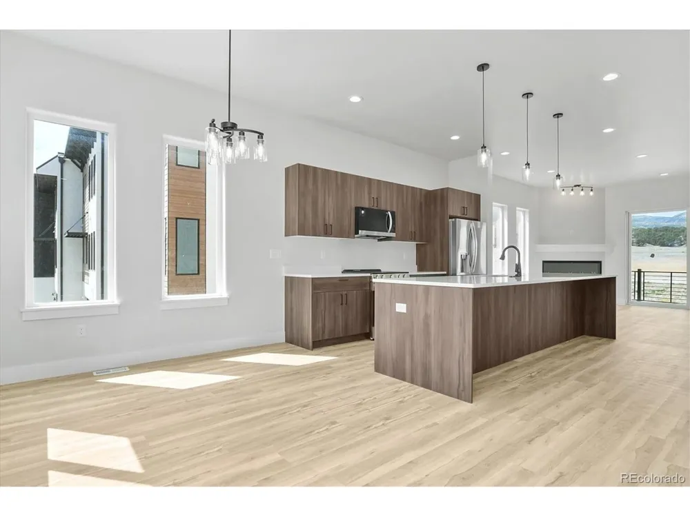 6450 Cleora Road #G Salida, CO 81201