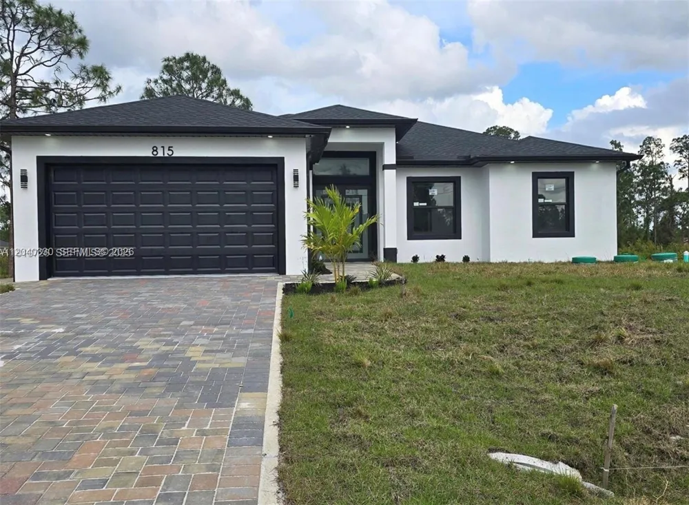 815 Anaconda Ave S Lehigh Acres, FL 33974