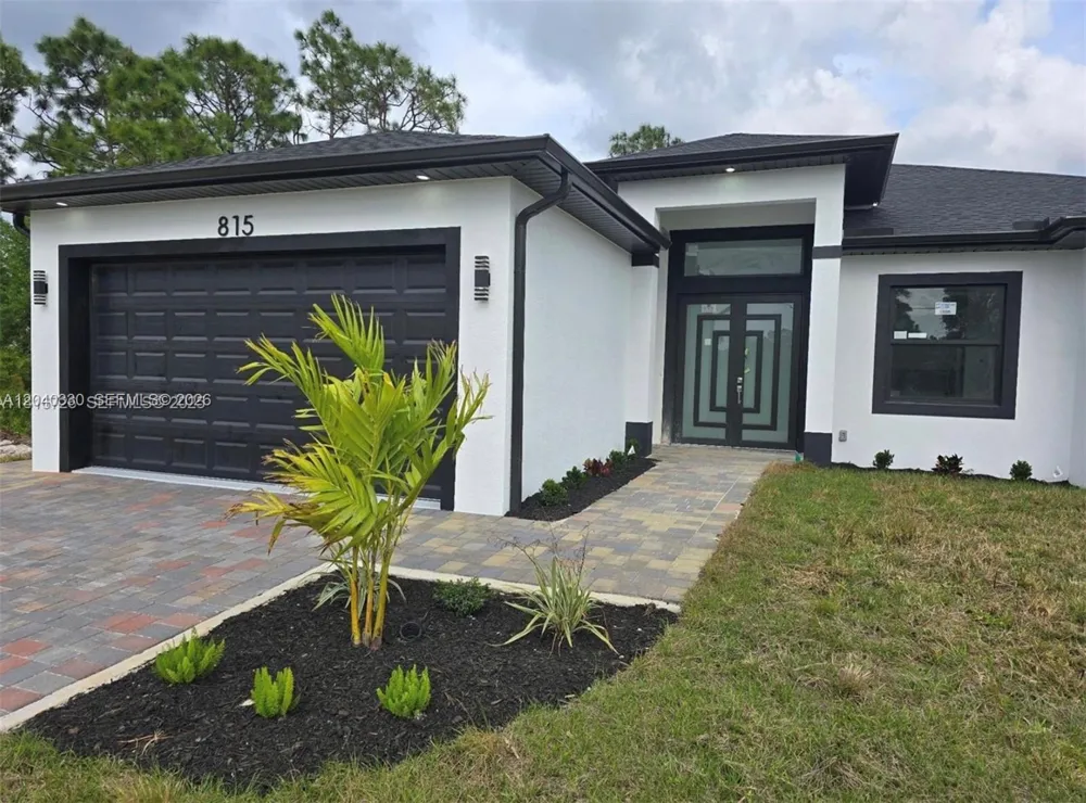 815 Anaconda Ave S Lehigh Acres, FL 33974