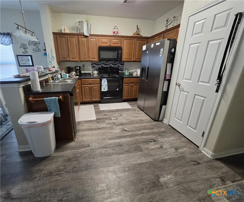 501 S 13th Street Seadrift, TX 77983