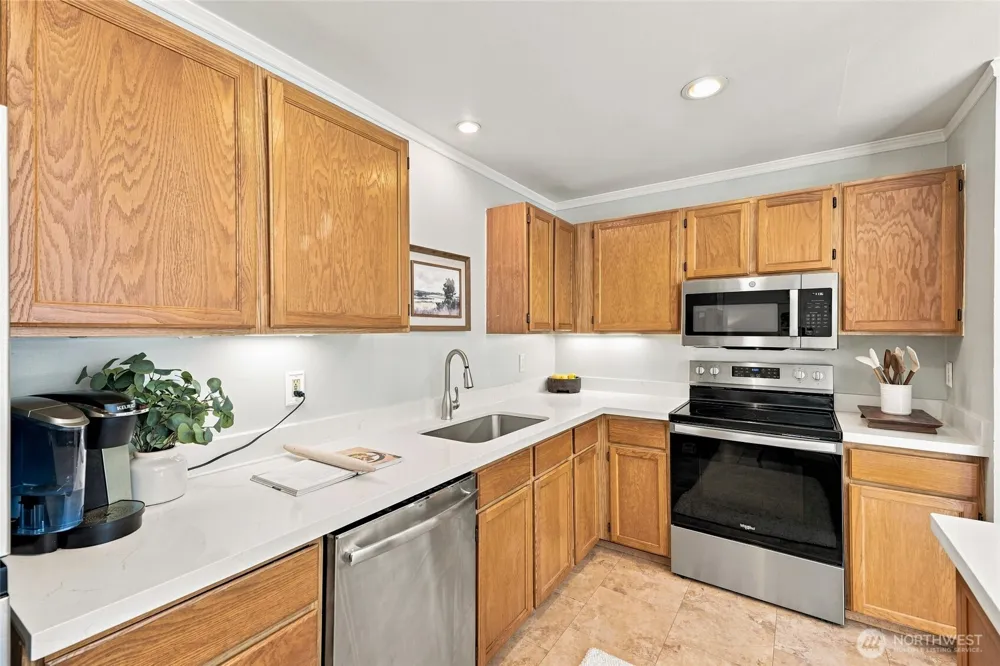 21116 80th Avenue W #7 Edmonds, WA 98026