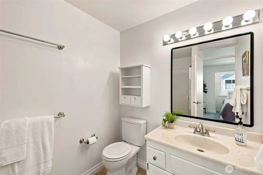 21116 80th Avenue W #7 Edmonds, WA 98026