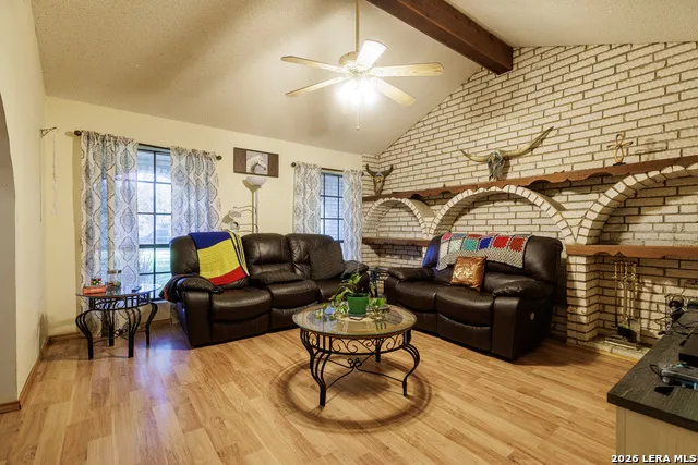 1107 E SAN ANTONIO ST Pearsall, TX 78061