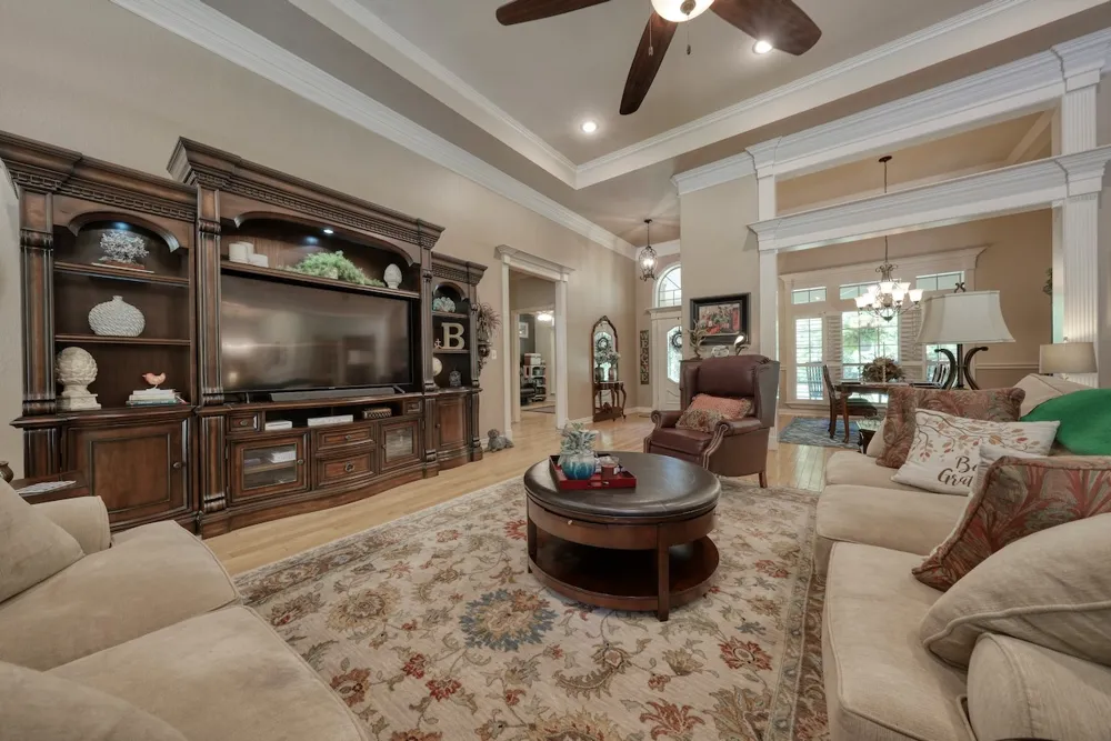 17898 Fm 16 W Lindale, TX 75771