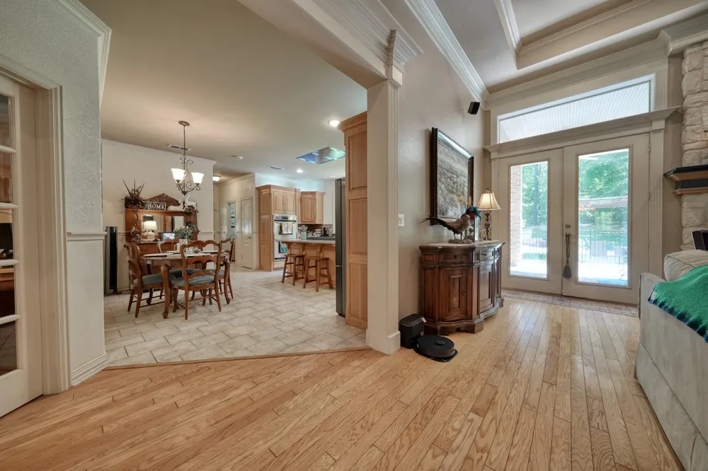 17898 Fm 16 W Lindale, TX 75771