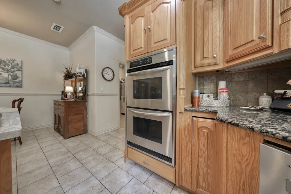 17898 Fm 16 W Lindale, TX 75771