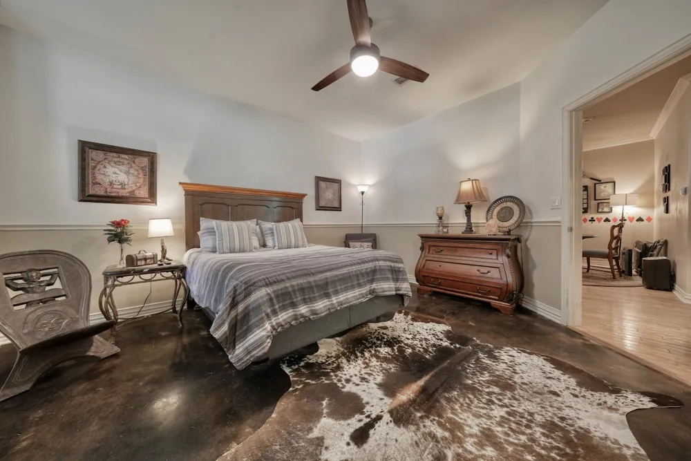 17898 Fm 16 W Lindale, TX 75771