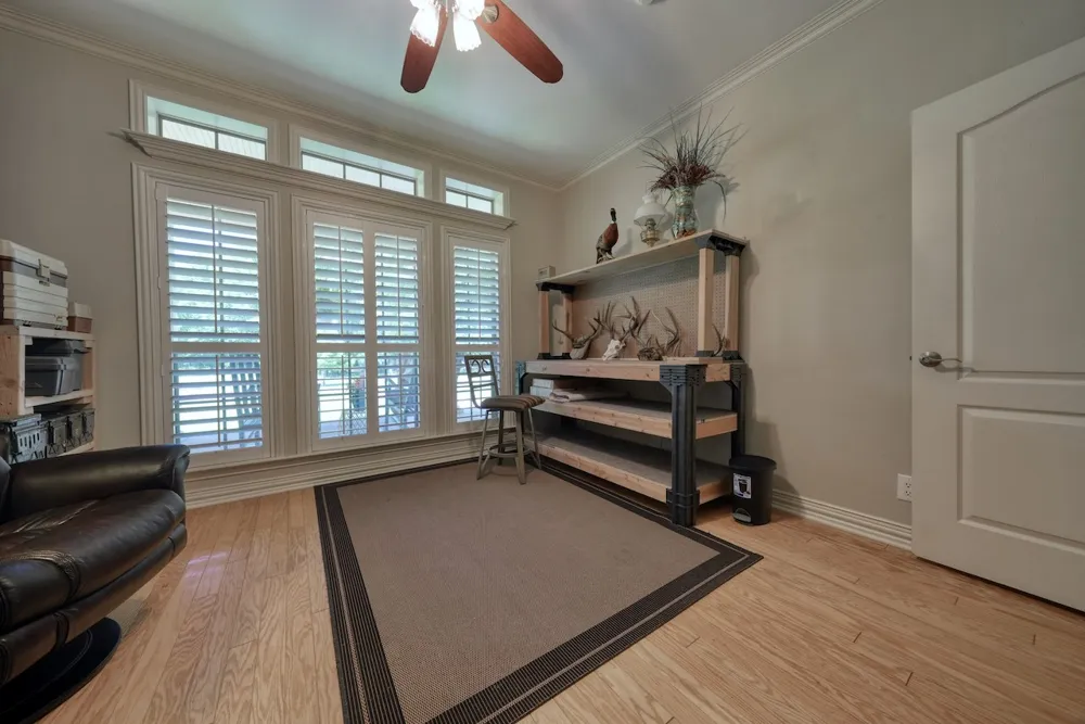17898 Fm 16 W Lindale, TX 75771