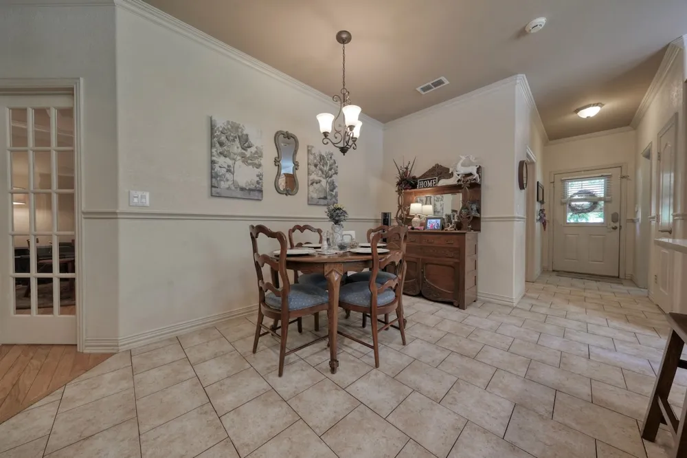 17898 Fm 16 W Lindale, TX 75771