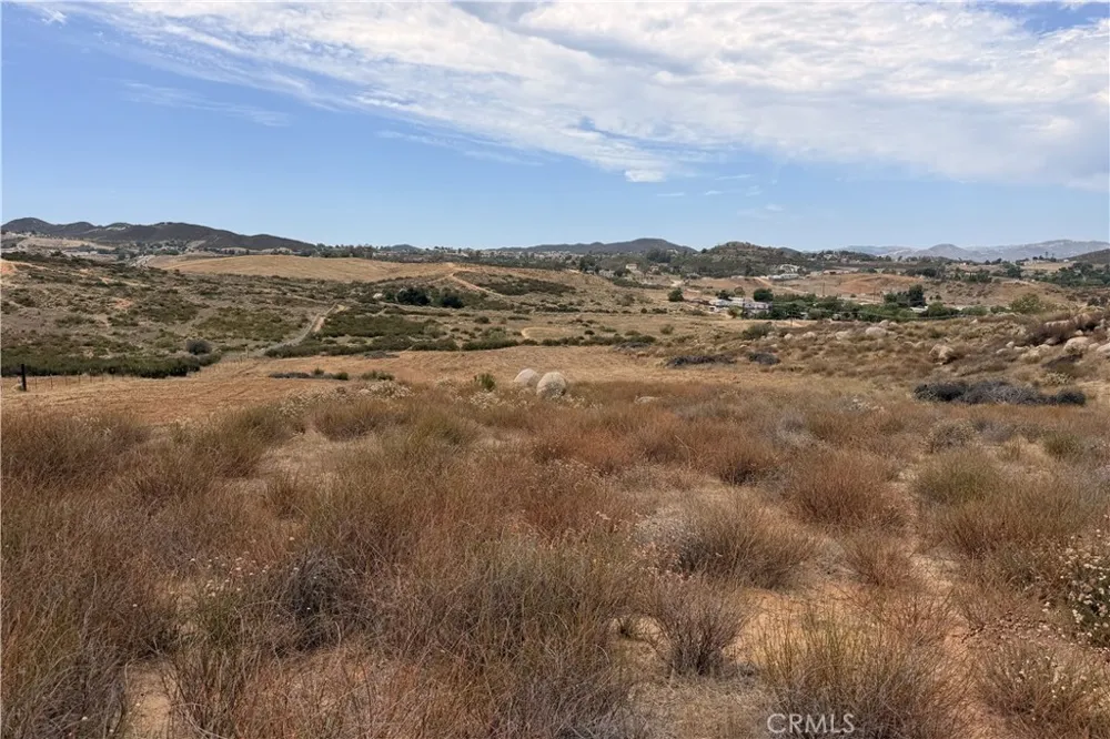 Barnes Lane Menifee, CA 92584