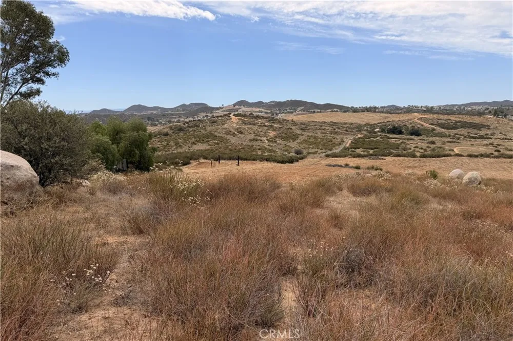 Barnes Lane Menifee, CA 92584