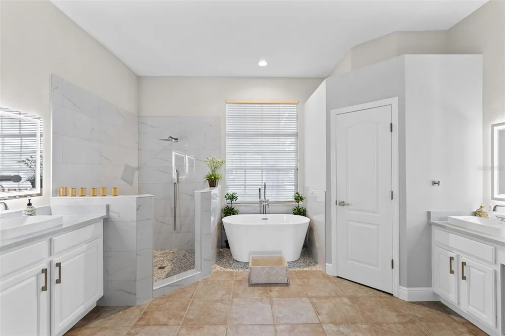 10273 COVE LAKE DRIVE Orlando, FL 32836