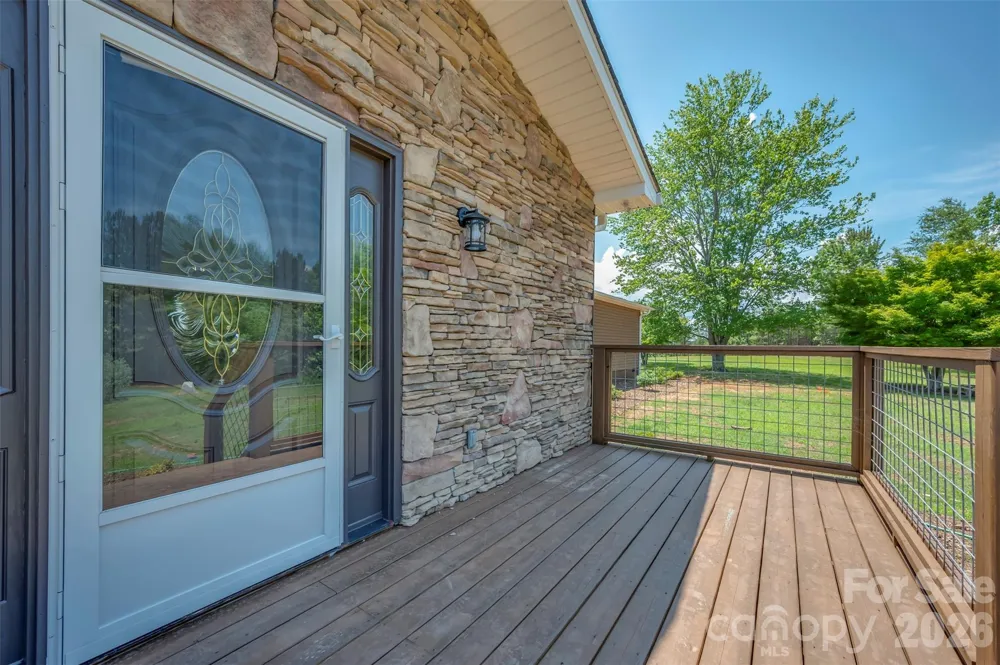 5732 S Nc 9 Highway Tryon, NC 28782