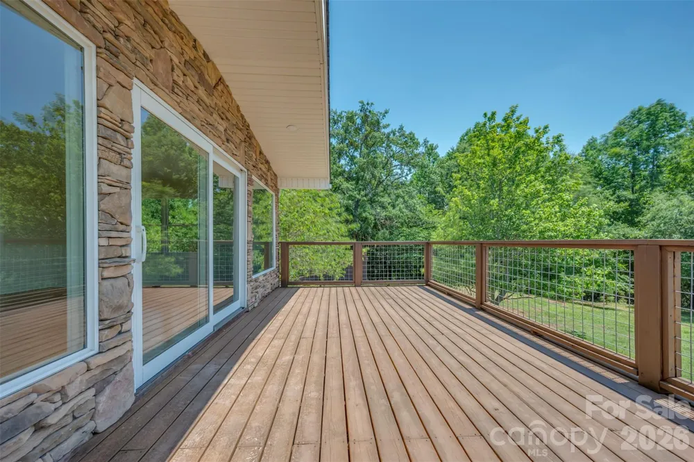 5732 S Nc 9 Highway Tryon, NC 28782