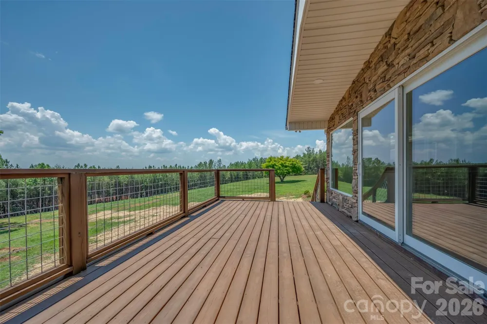 5732 S Nc 9 Highway Tryon, NC 28782