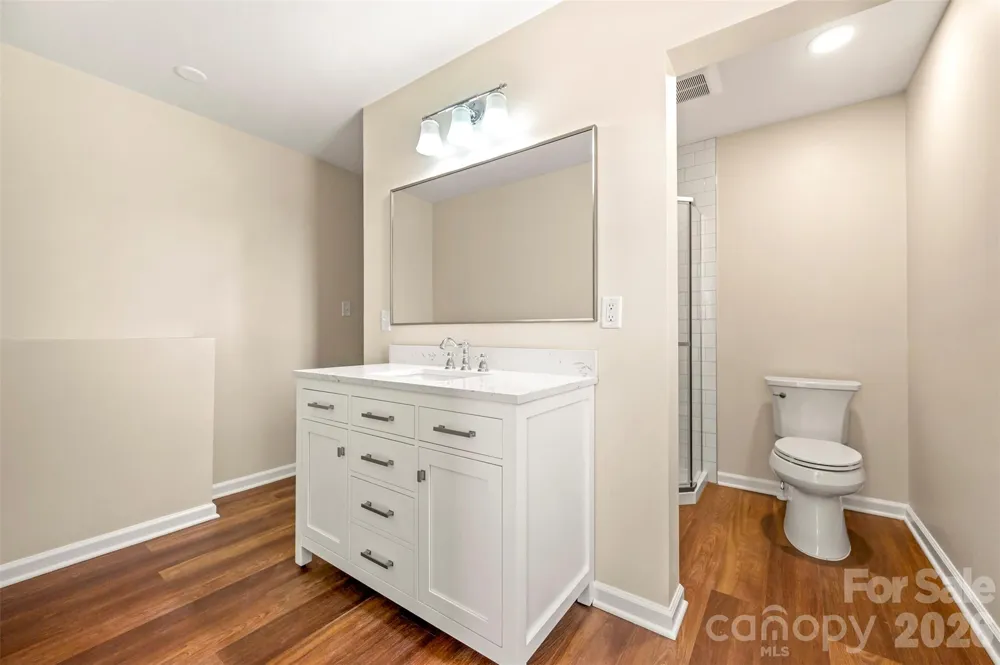 5732 S Nc 9 Highway Tryon, NC 28782