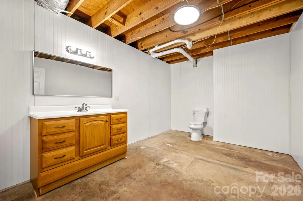 5732 S Nc 9 Highway Tryon, NC 28782