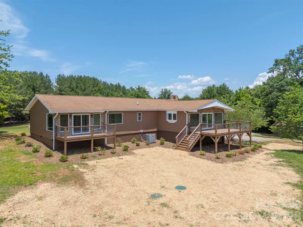5732 S Nc 9 Highway Tryon, NC 28782