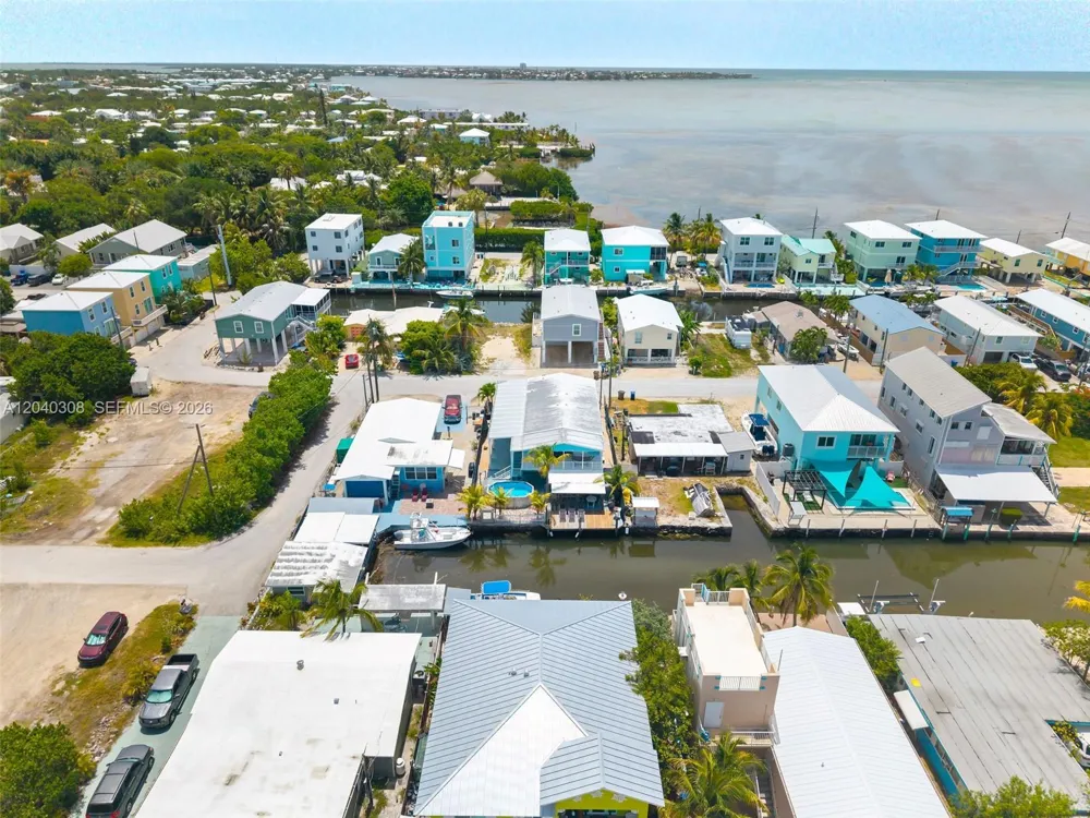 837 91st Court Ocean Marathon, FL 33050