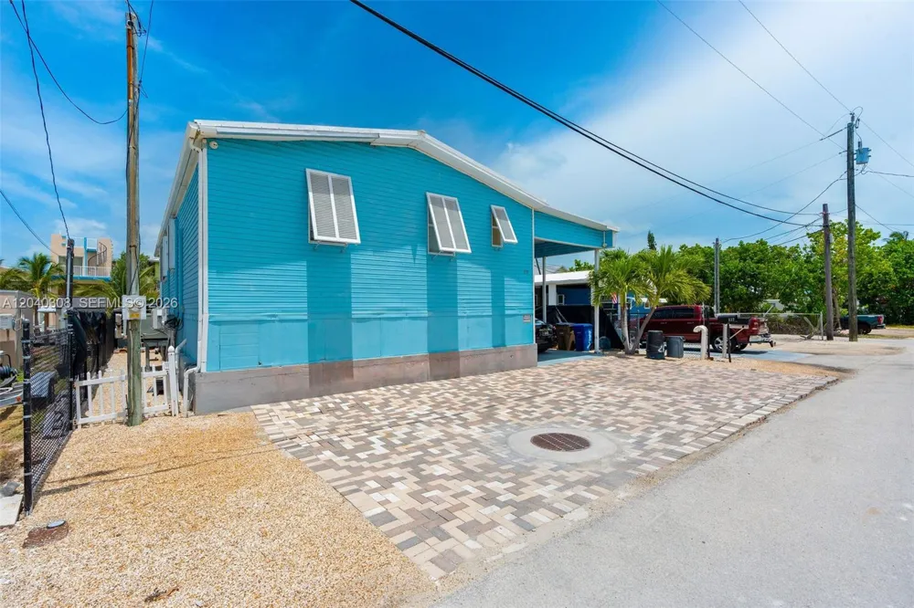 837 91st Court Ocean Marathon, FL 33050