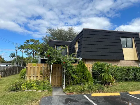 295 Woodland Road