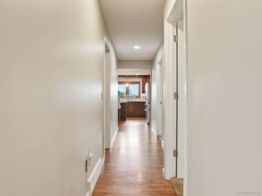 32160 S River Road Harrison Charter Township, MI 48045