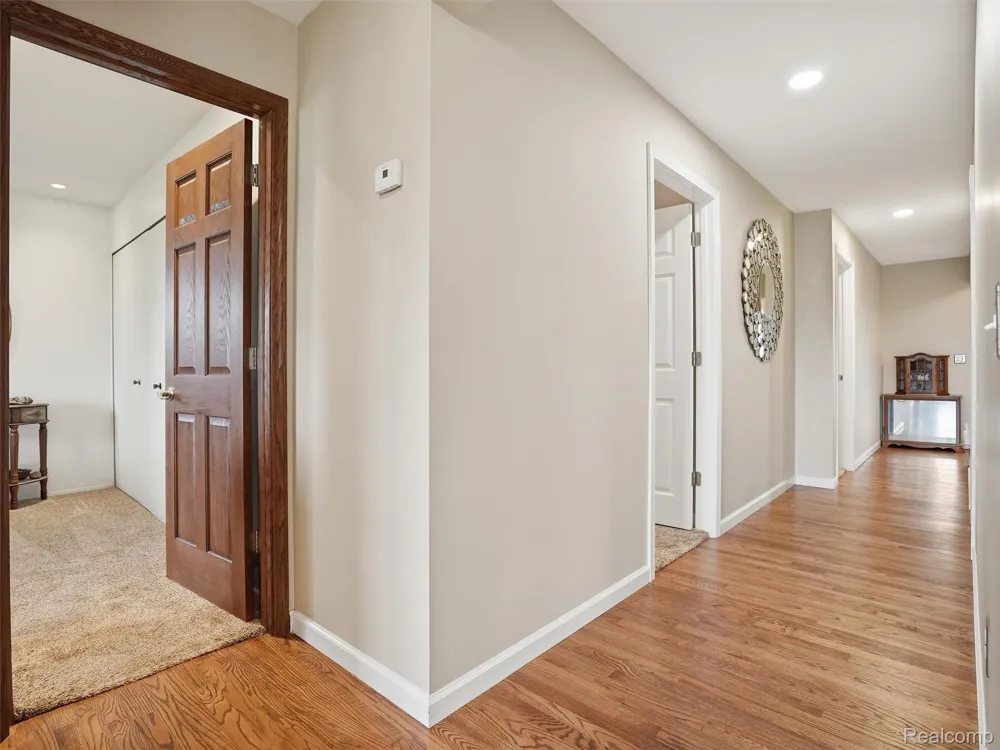 32160 S River Road Harrison Charter Township, MI 48045