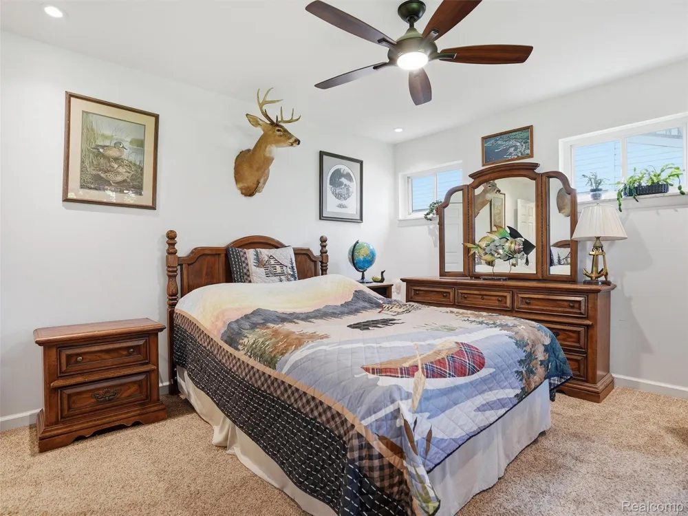 32160 S River Road Harrison Charter Township, MI 48045