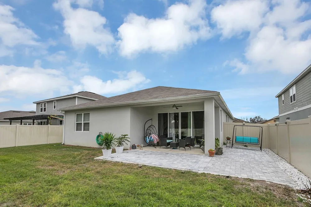6213 DOLOSTONE DRIVE Lakeland, FL 33811
