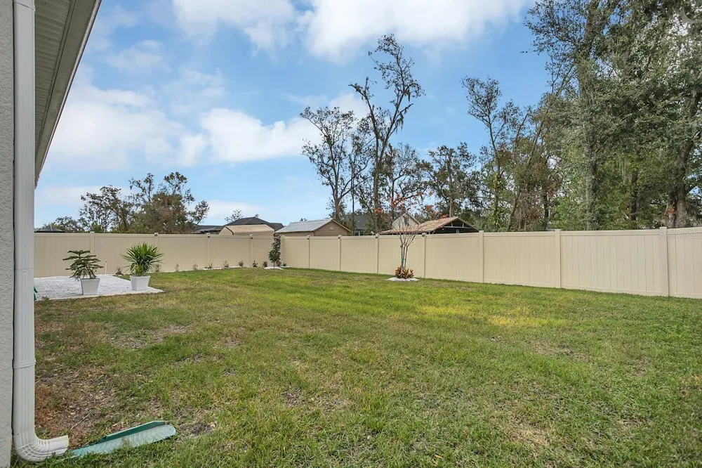 6213 DOLOSTONE DRIVE Lakeland, FL 33811
