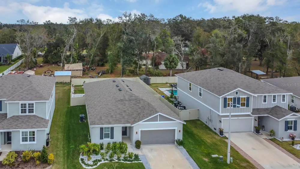 6213 DOLOSTONE DRIVE Lakeland, FL 33811