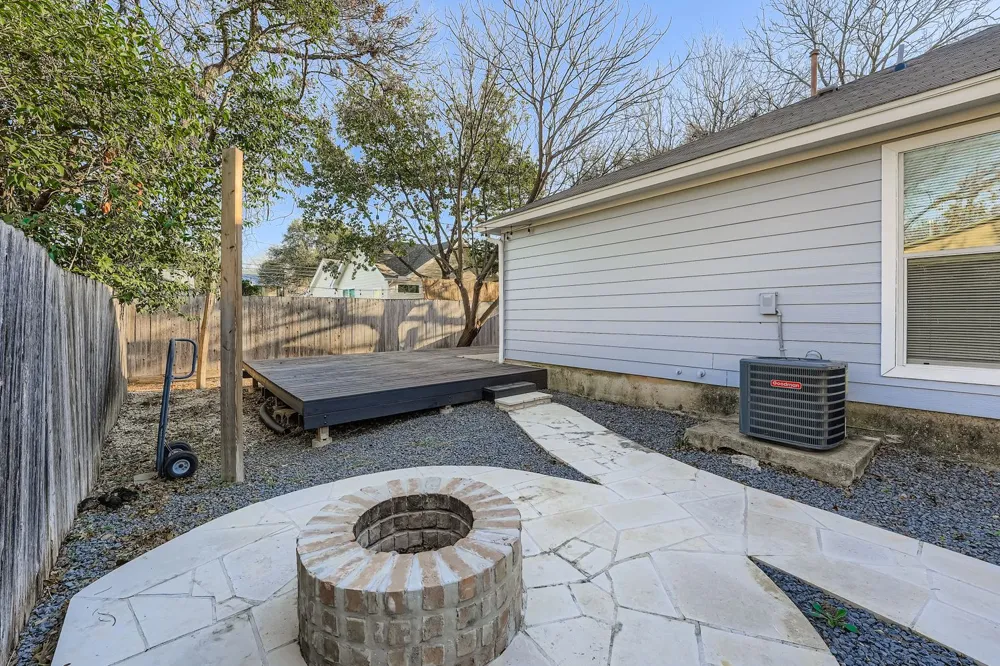 3309 Robinson Avenue #A Austin, TX 78722