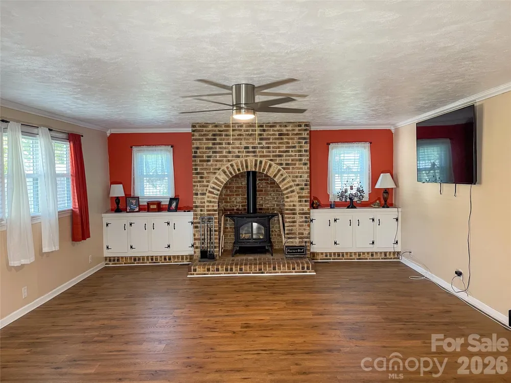 14 Hamden Circle Cheraw, SC 29520