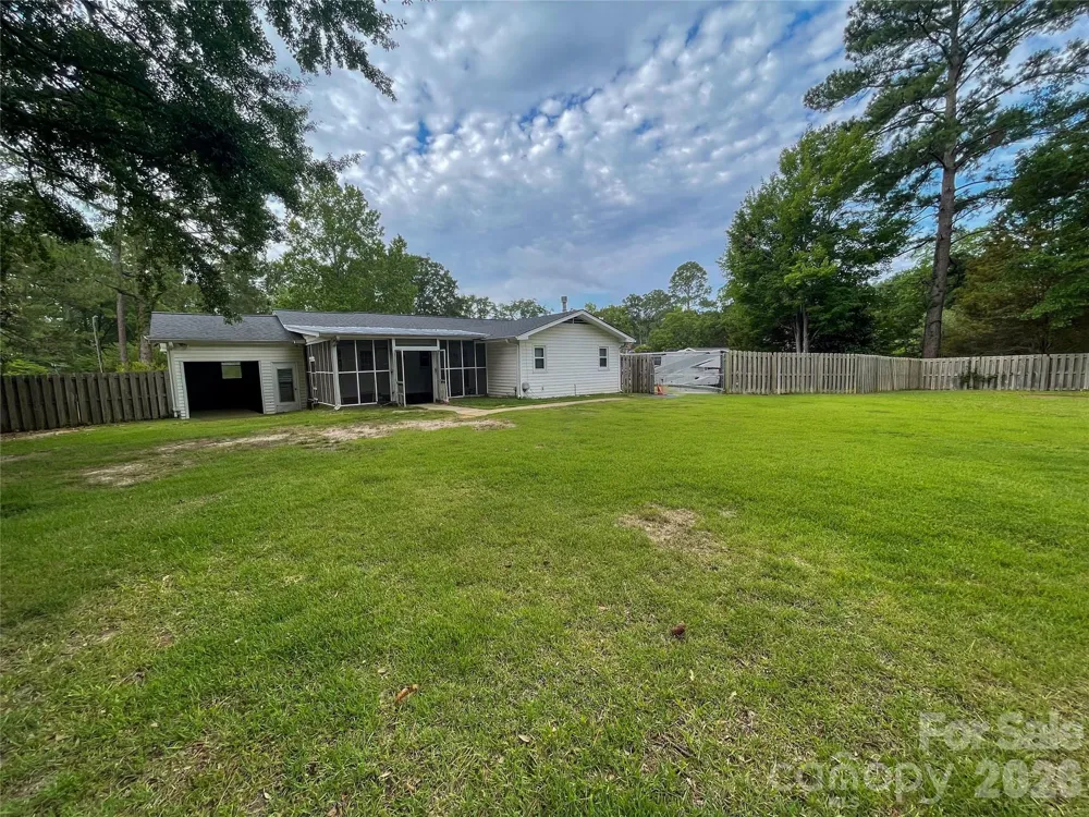 14 Hamden Circle Cheraw, SC 29520