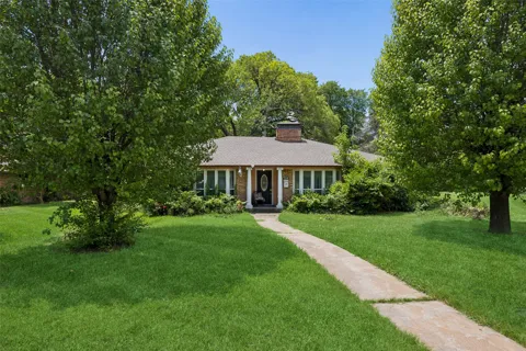 724 W Five Mile Parkway