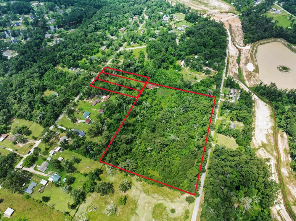 25929 Long Street Splendora, TX 77372