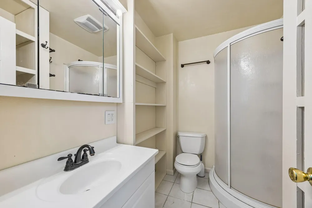 1003 Eagle Lake Road Sealy, TX 77474