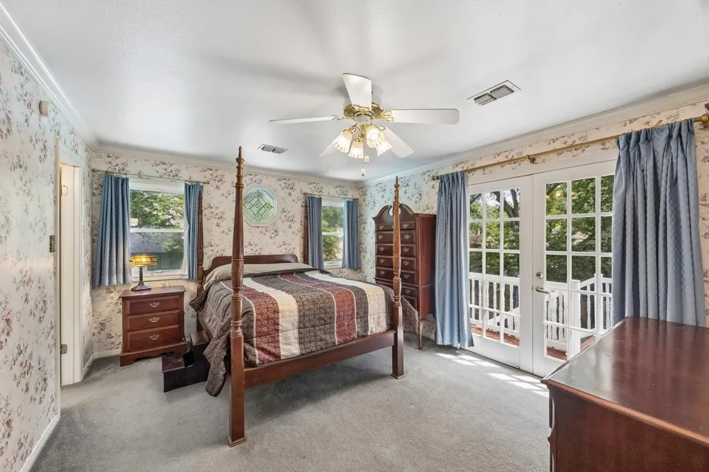 1003 Eagle Lake Road Sealy, TX 77474