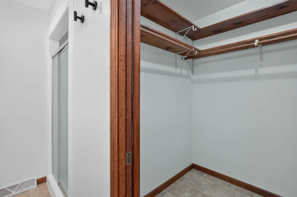 5129 Bardstone Street Jackson, MI 49201