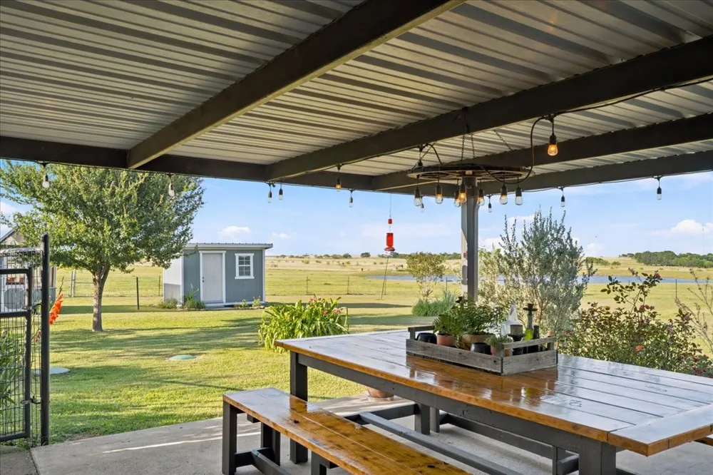 2951 FM 936 Hubbard, TX 76648